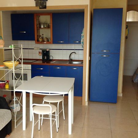 Orlando Apart Адехе Екстер'єр фото